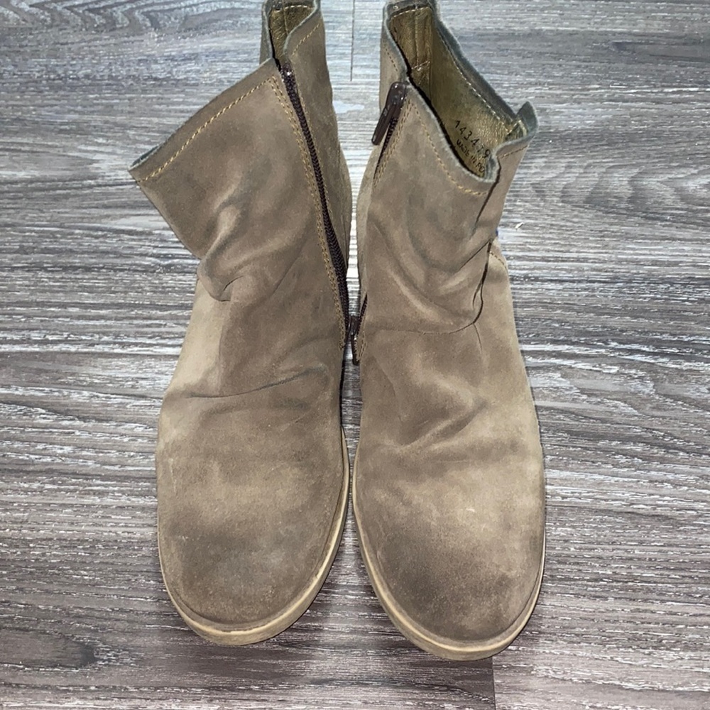 FLY London Embroidered Suede Booties size 6.5 tan